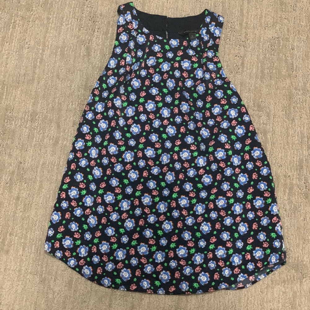Banana Republic Floral Sleeveless Blouse size S